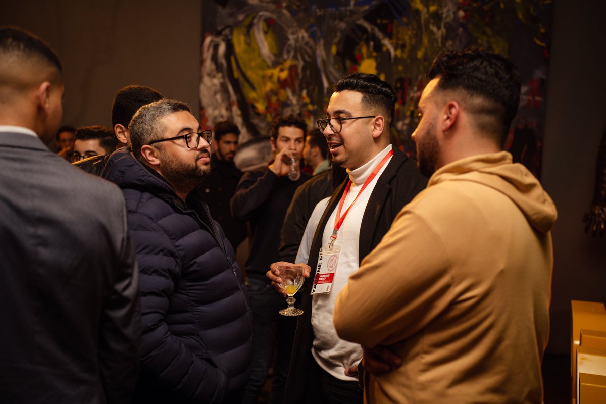 BinanceArabic's tweet image. ياله من لقاء رائع في المغرب 🇲🇦

لقد ذهلنا بهذا العديد الوفير من الجمهور الحماسي، بحضور تجاوز الـ 500 شخص حيث ناقشنا كل ما يتعلق بـ #Binance  وعالم العملات الرقمية، كما أجبنا عن أسئلة الحضور واستمتعنا بالكثير من الأنشطة سويًا
#BinanceMeetupmorocco 

شكراً لكم لجعلها ليلة لاتنسى 🙏