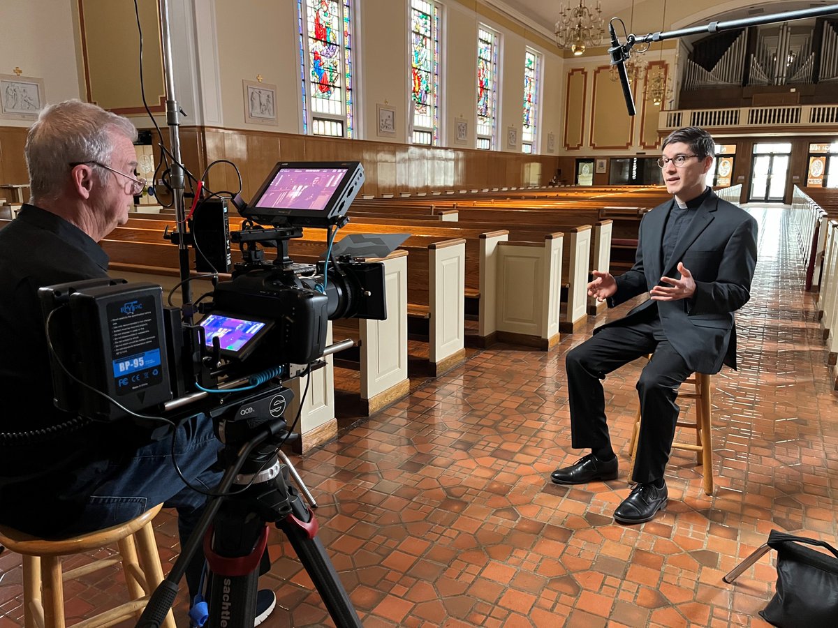 AllentownDioces's tweet photo. Two of our #CookswithCollars were recording again today as a crew from @EWTN arrived in the Diocese of Allentown to film a segment about this popular fundraiser. Stay tuned for information on when the feature will air!
#EWTN #CatholicTV #WeLoveourPriests https://t.co/Vr1jiLA55y
