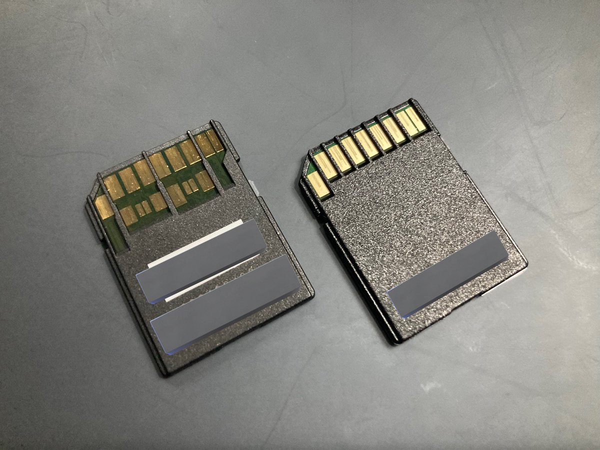 JCBT_17A's tweet image. 昨日のライブで以前から所有しているUHS-ⅡのSDXCカード(左)で撮影

高速書込みでやはりUHS-Ⅰ(右)よりは長時間高速連写が可能である事を体感！😆

 #SDXC  #SanDisk  #UHS_2