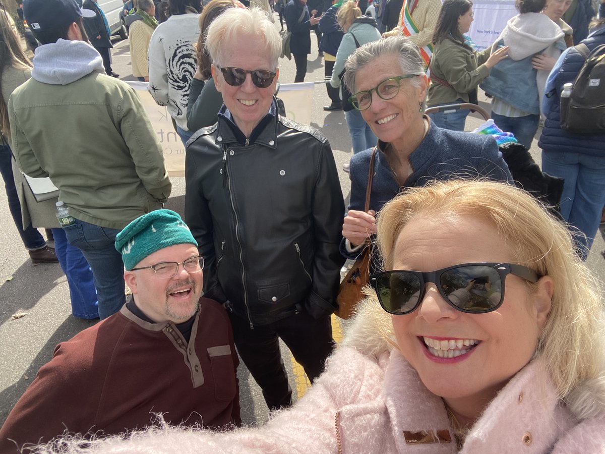 Irish American Writers & Artists tweet media