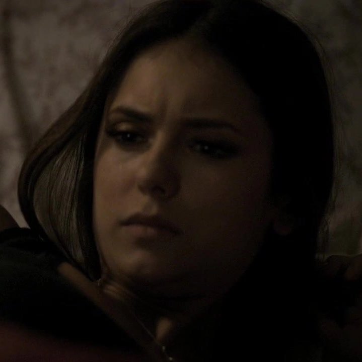 thinkingelena's tweet image. 