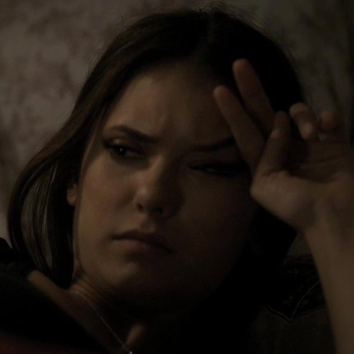 thinkingelena's tweet image. 