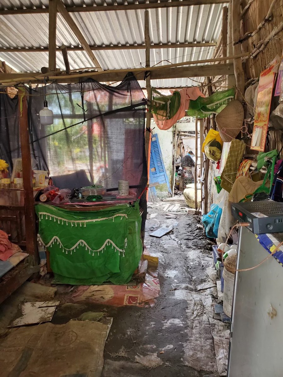 HieuVinhN's tweet photo. With the help of you guys supporting my business (@JadeJewelers) I've been able to Donate $8,000 to build houses in Vietnam. And I'm donating an extra .50 cents for every RT this post gets! https://t.co/0IQY9ZTj3S