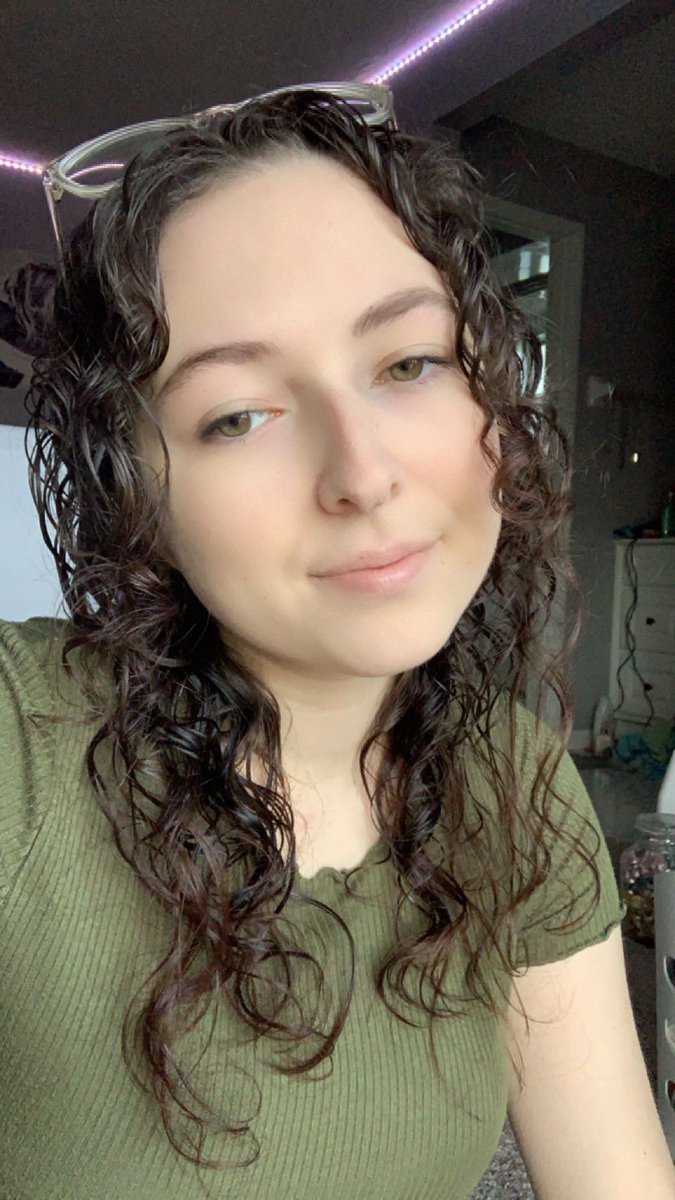 peachbins's tweet image. anywayss hi twt! 🫶 (say it back)