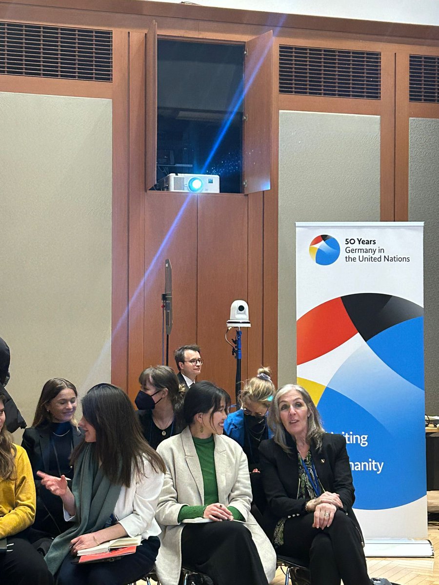 Ricklef Beutin tweet media