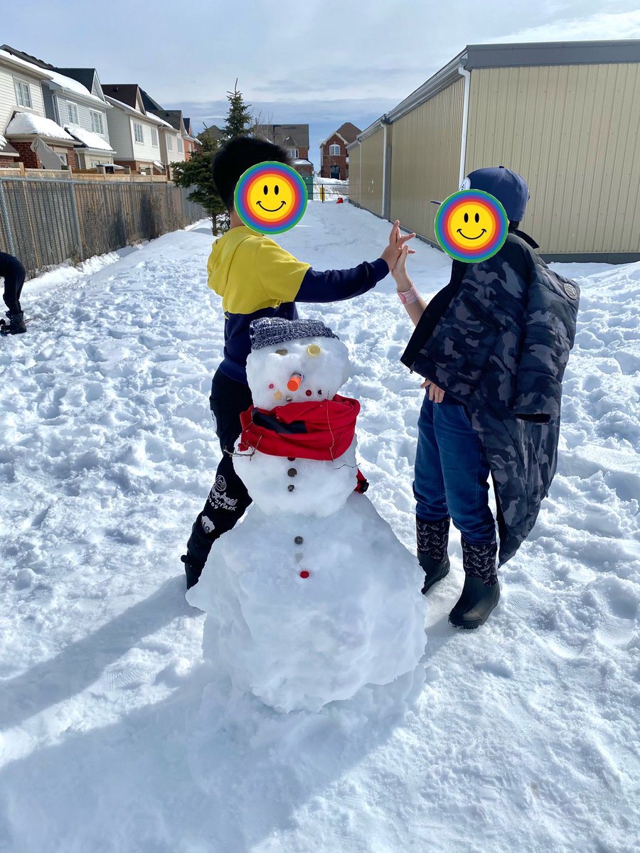 Ms. Klan tweet media