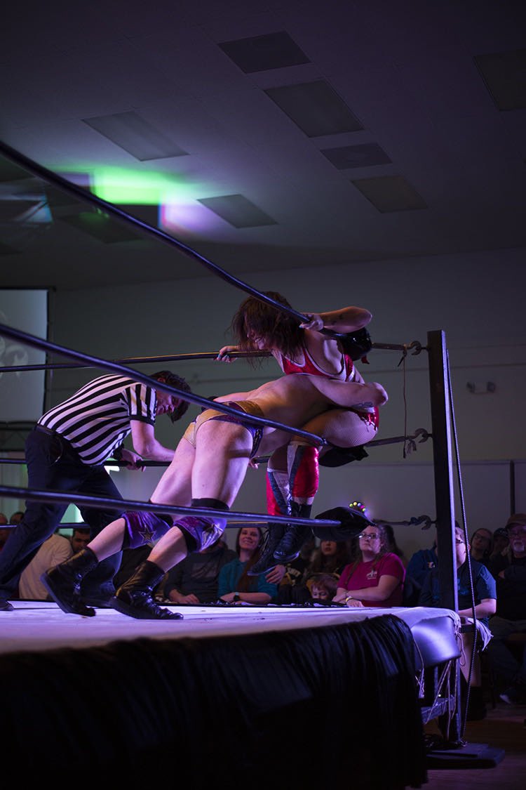 kaseyfox99's tweet photo. Kasey Fox vs @DH_in_HD_ will always be a show. Period. #intergenderwrestling #prowrestling https://t.co/xdgMjaXAE3