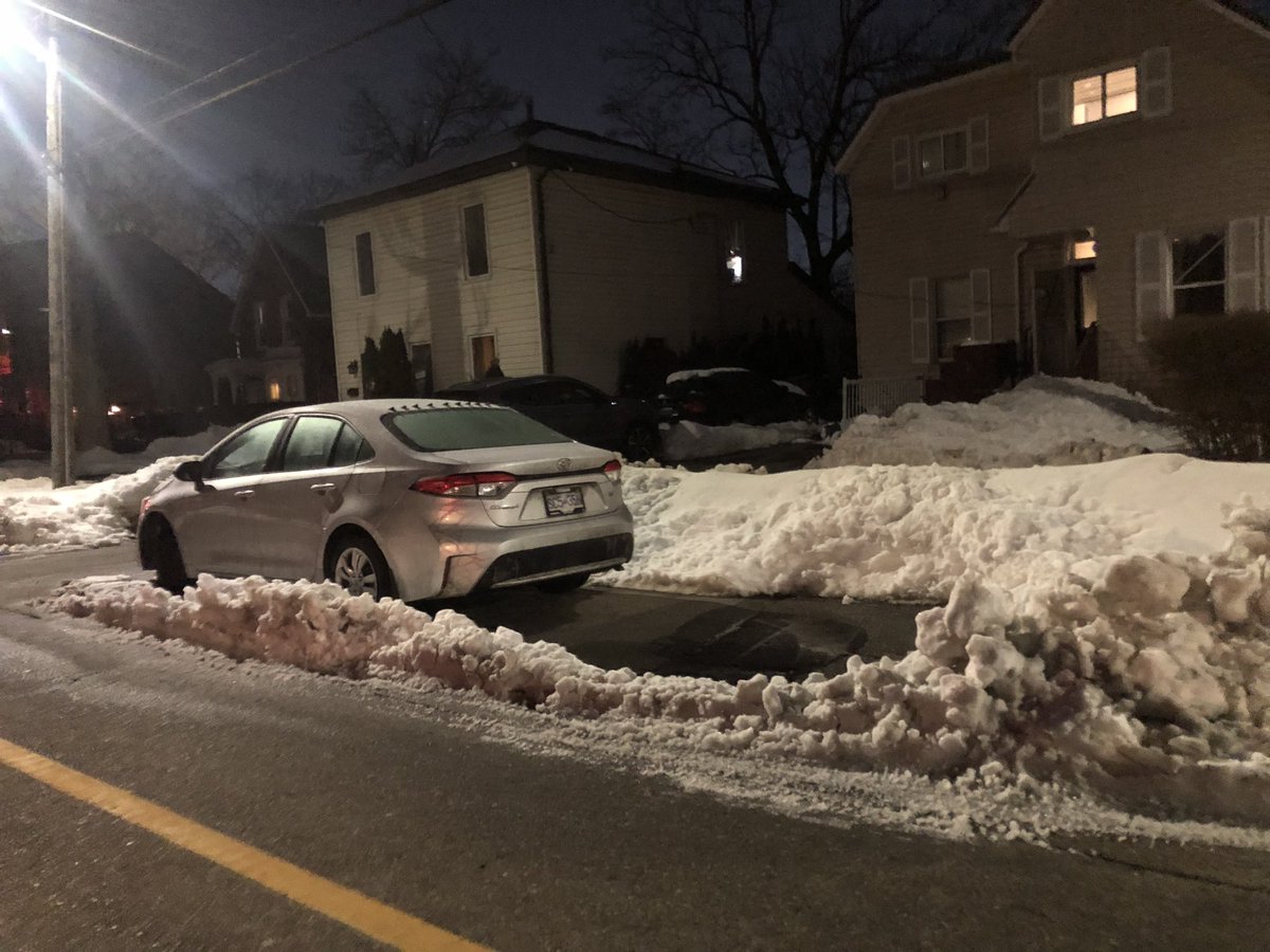 jeffchalmers's tweet photo. @CityBrampton Parking Enforcement. Vehicle with out of province plates has been parking at 15 Rosedale Ave for weeks. Neighbours are not okay with this! https://t.co/D1O2rQFt43