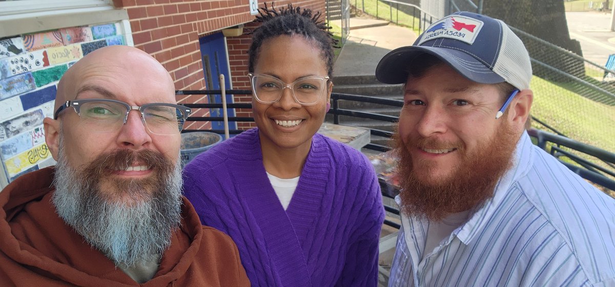 Favorite #color Day for #yamga23 #yam #art #highschoolart #artspiritweek <a href="/BGreenArtEd/">Brent Green (he/him)</a> <a href="/artwithmrs/">Chris Sandlin</a>