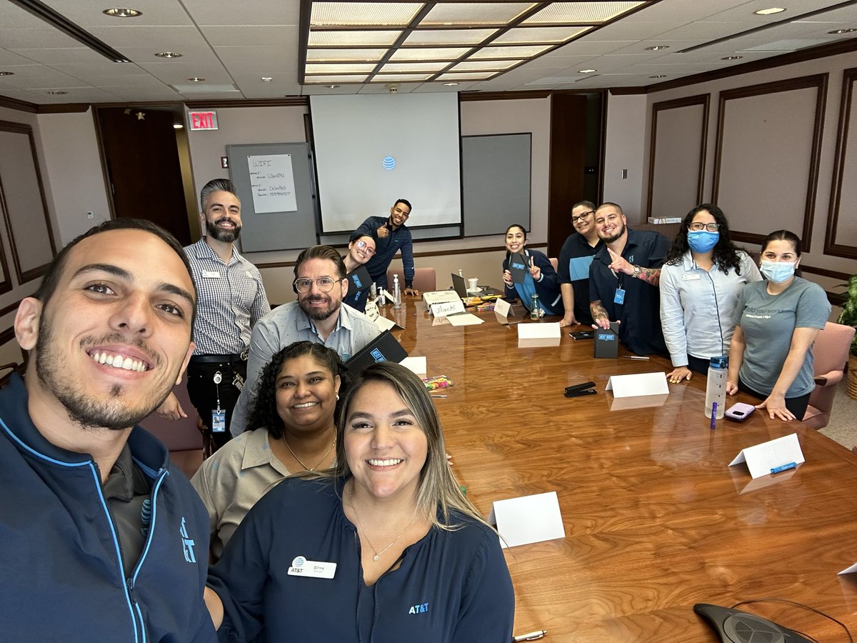 DilmaZambrano_'s tweet image. Today we had the best trainer in town, @JhankiBryan join team Heat Wave for a refresher on the power of coaching.

“Getting the most out of life isn’t about how much you keep for yourself but how much you pour into others”
-David Stoddard 

#OneFLA #LifeAtATT #HeatWave