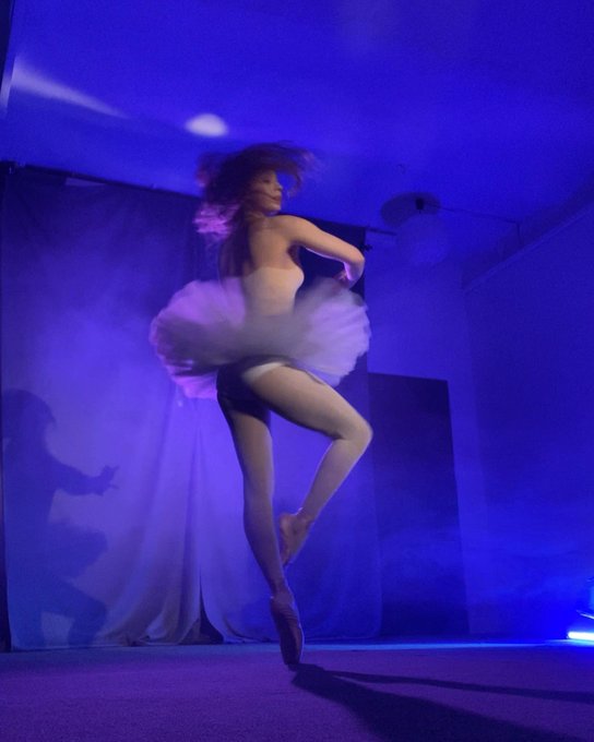 It was amazing day😭 thank you so much @EN_PRIVATE @ES_PRIVATE @brillbabesxxx https://t.co/yGq9mxmkNa<a class="tags" href="/tag/en_private">@en_private</a><a href="/tag/mvsales"class="tags"><span>#mvsales</span></a>