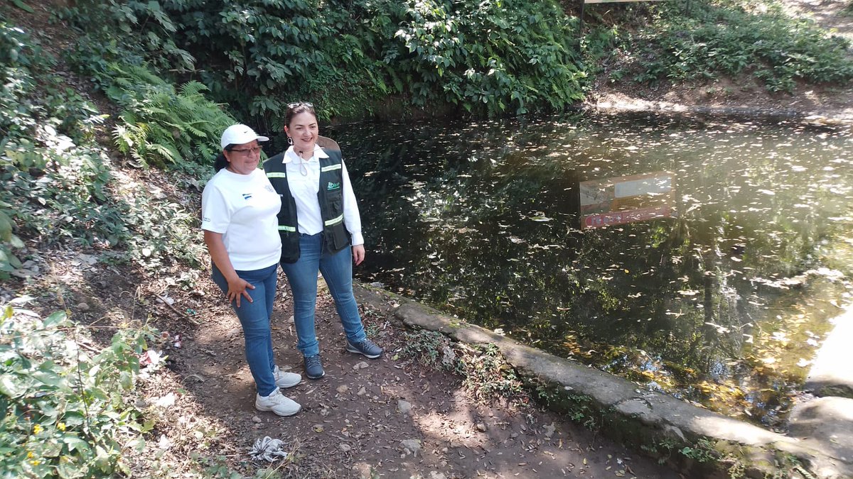 MarenaNicaragua's tweet image. #MARENA realizó visita a la Reserva Natural Laguna de Apoyo, reconociendo el involucramiento de las comunidades y municipalidades en la conservación del ojo de agua Mirador El Boquete, ubicado en el bajadero público del Diriá, Granada.

#SPCC
#AmorAlaMadreTierra
#Nicaragua