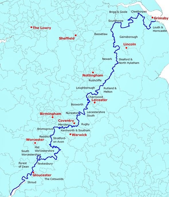 MGrassbender's tweet photo. Been seeing a lot of discussion in my feed about where the true North/South divide is in the UK (with some even suggesting the border sits roughly as shown in the first two pics), when clearly we all know pic n.3 is the right answer #brum #midlands4eva https://t.co/r7G6x3MYVU