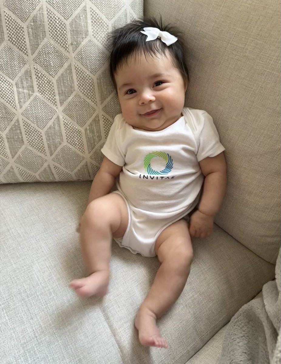 HeatherDThomas1's tweet photo. Cutest billboard ever! #Invitae #Genetics https://t.co/iYX7WS0D8s