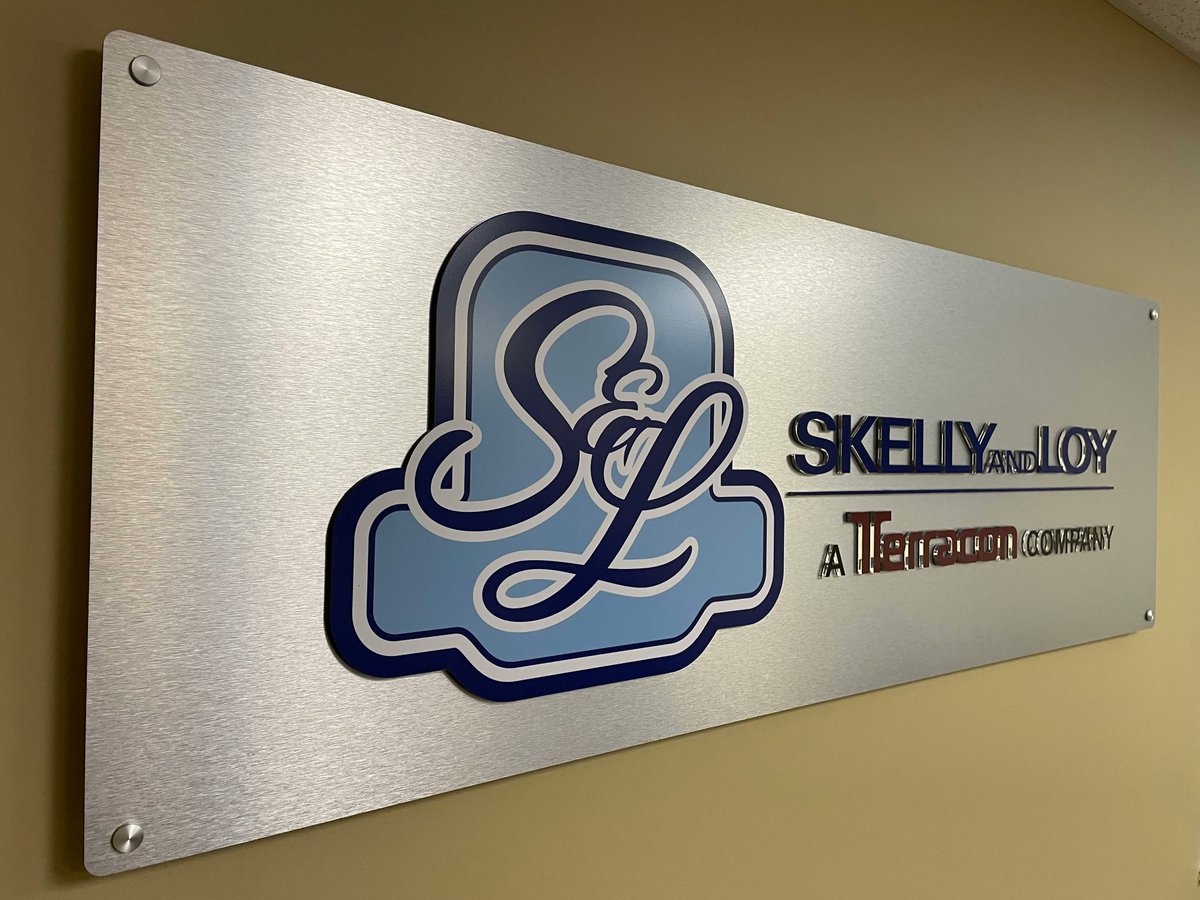 fastsigns207's tweet image. Using unique materials to craft a unique sign. Clear acrylic letters on a  brushed metal backer with standoffs. 😍  The possiblities are truly endless. Each project inspires us to think more creatively. Thank you @skellyloy ! #FastSigns #DimensionalSign