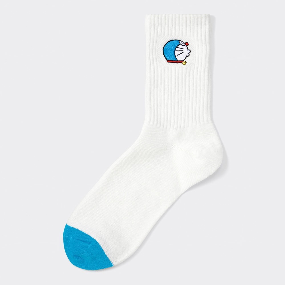 mozzi181003's tweet photo. 🧦💛💙🖤🤍 https://t.co/9G4hVckOnI
