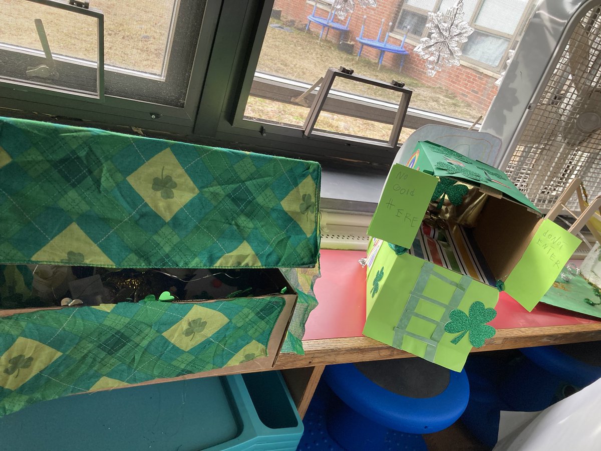 Ms_M_Kteacher's tweet image. #Kindergarten is getting ready for St. Patrick’s Day! I assigned a #STEM #FamilyProject for Ss to work with their family to construct and build a Leprechaun Trap. I love their creativity and creations! We’ll see if we catch any leprechauns! 🍀🌈 #wktanchors