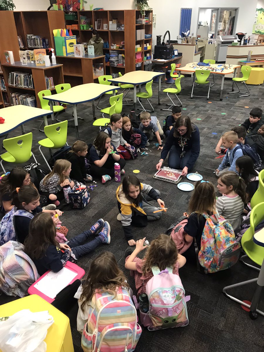 Christie Vtipil tweet media