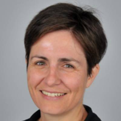 “Women need role models in surgery, if nothing else to understand the different ways of integrating the important parts of ourselves – our career, home, hobbies, academic pursuits. Without diversity we can’t see how we might ‘fit’.” – Dr Sarah Rennie #IWD2023 #womeninsurgery