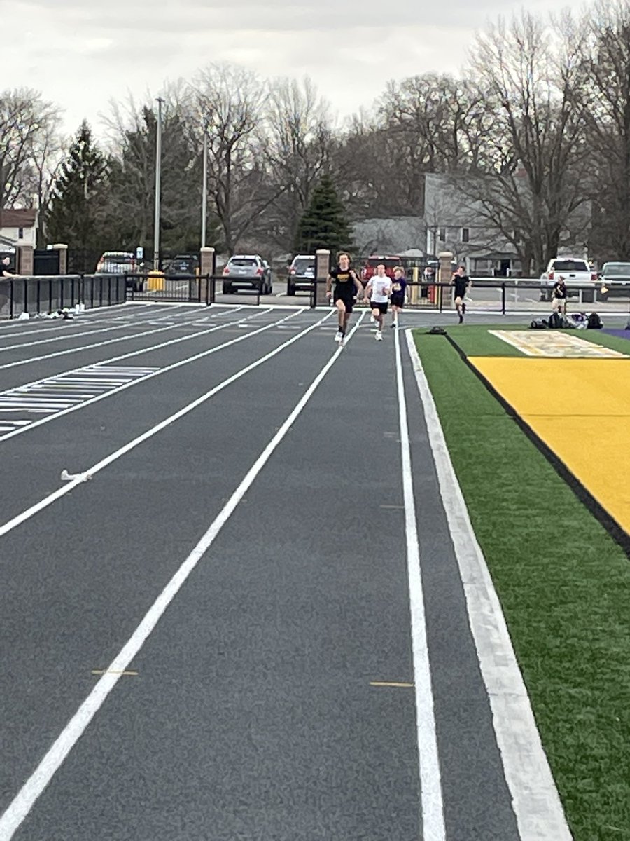 MrsDarnell1's tweet image. First Jr. High Track Practice on our beautiful new track!  #bulletpride