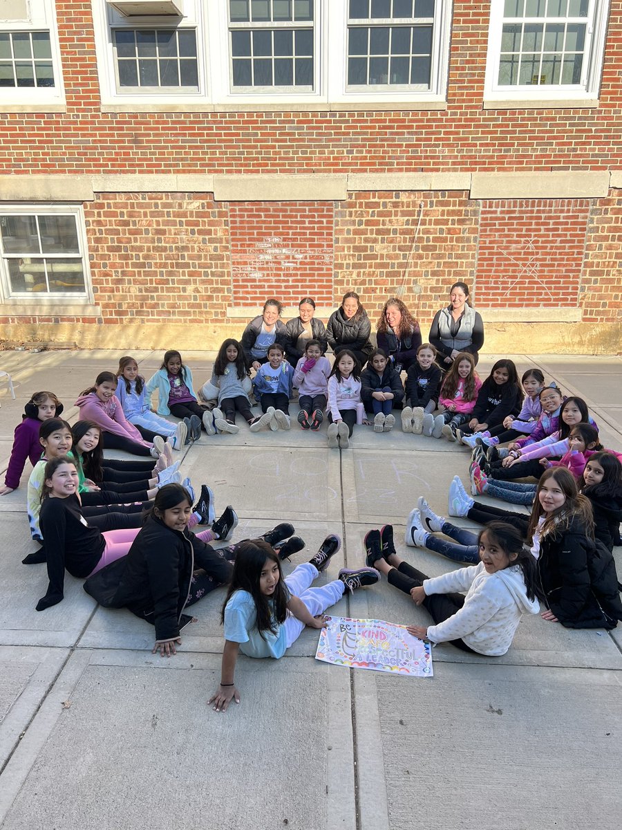 GOTR Spring kickoff! We 💜 our NS GOTR girls! <a href="/NorthSideEW/">North Side School</a> <a href="/gotrlongisland/">Girls on the Run Long Island</a> #ewlearns