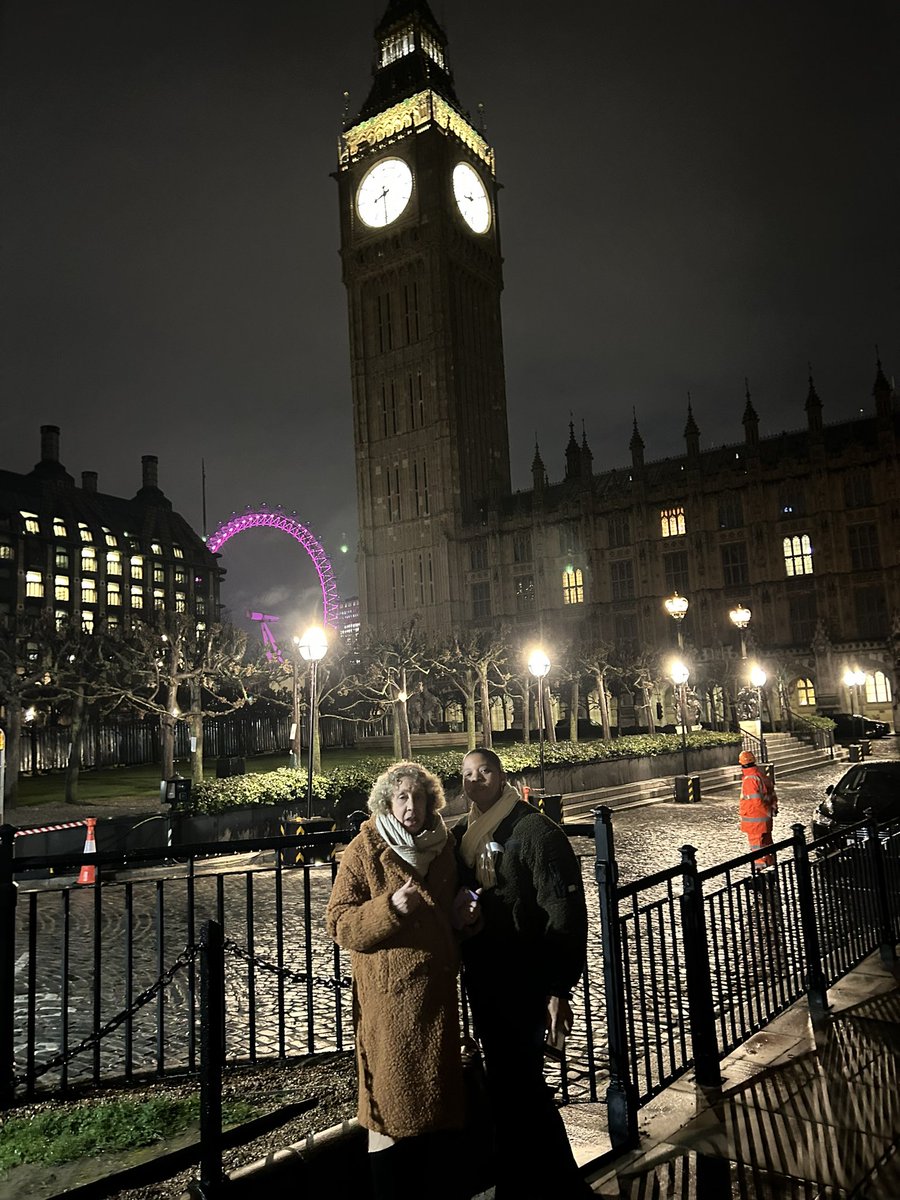 estateart tweet media