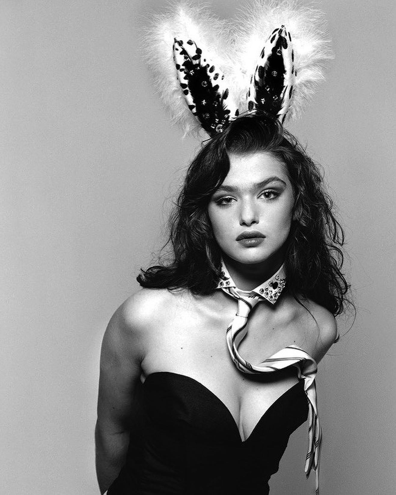 Happy 53rd birthday to the talented actress, Rachel Weisz! 