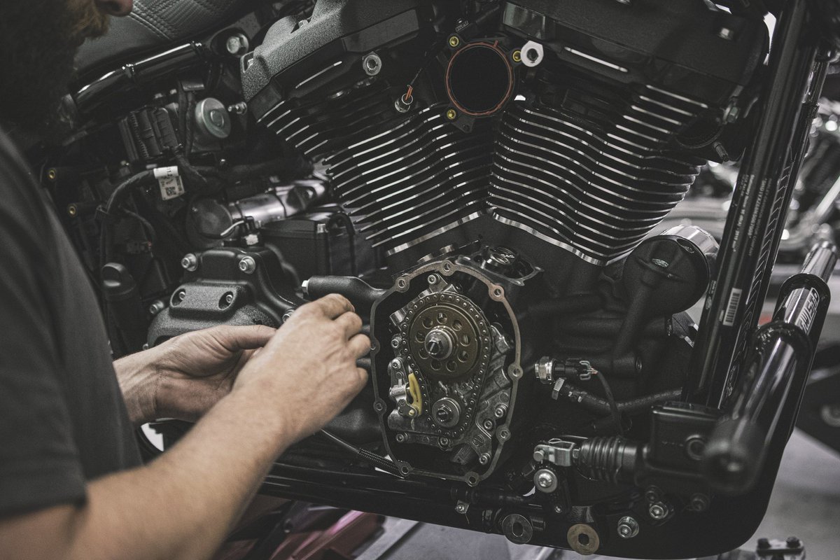 Shooting some <a href="/harleydavidson/">Harley-Davidson</a>’s at a local shop was fun! Look at the engineering behind these things 😍📸