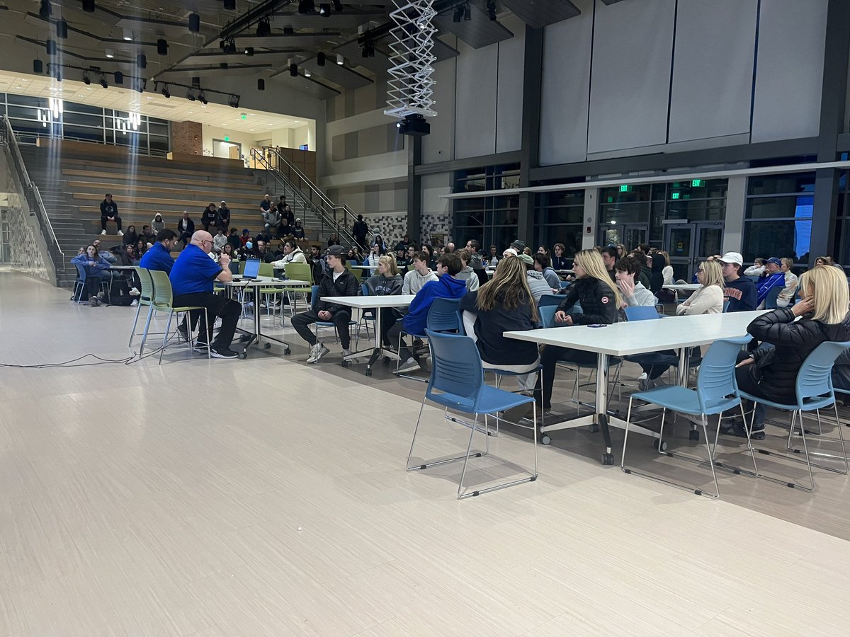 Lots of attendees at Spring Meet the Coach night. Let’s go Sailors!