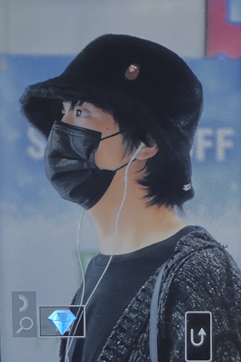 adamashc66's tweet photo. 230307 ICN preview 

#해찬 #Haechan #nctdream https://t.co/ecRkwUCFVN