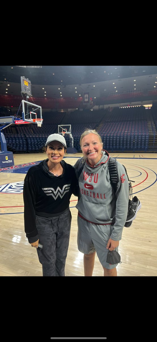 Cindy Brunson tweet media