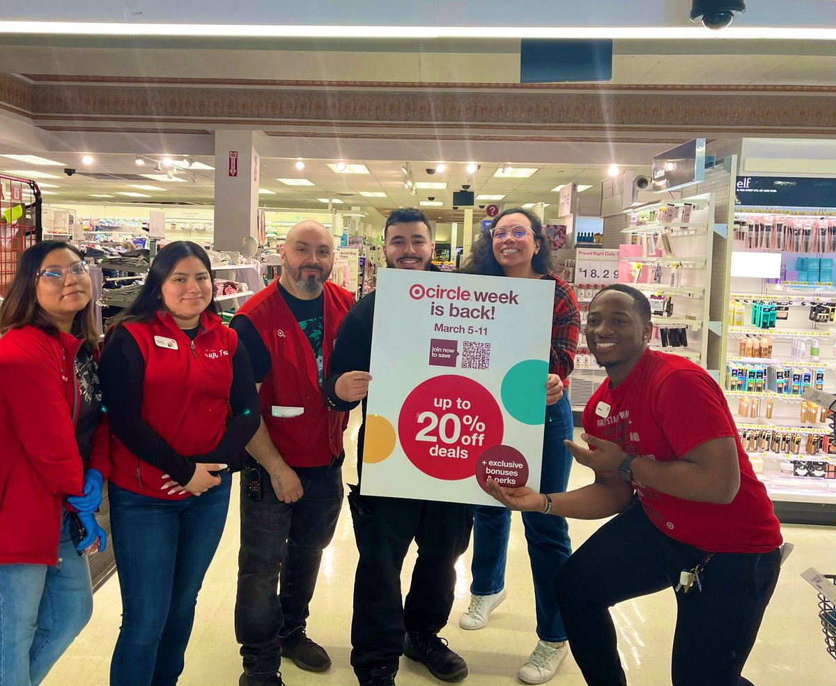 TGT_SaJoseph's tweet photo. ITS TARGET CIRCLE WEEK !! π Our team is so excited to be able to deliver amazing deals and savings to our guest all week. #CircleWeek #Save #Service #D423π― https://t.co/bgMYKO1Scg