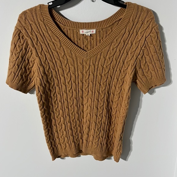 pat_uptagrafft's tweet photo. So good I had to share! Check out all the items I'm loving on @Poshmarkapp #poshmark #fashion #style #shopmycloset #derekheart #signaturebyrobbiebee #magnoliaboutique: https://t.co/85n9lQSHkD https://t.co/ZFnWdXLBPs