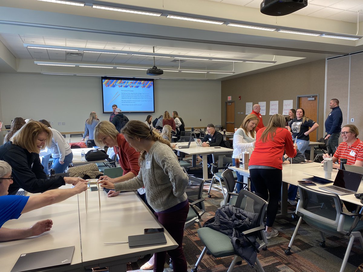 CTroutmanTech's tweet image. We had over 30 Ed tech coaches come together for a day of connecting, collaborating, and commiserating at our Spring Ohio Coach Network Meet-Up. Thank you to @cscc_edu Delaware Campus for hosting us!