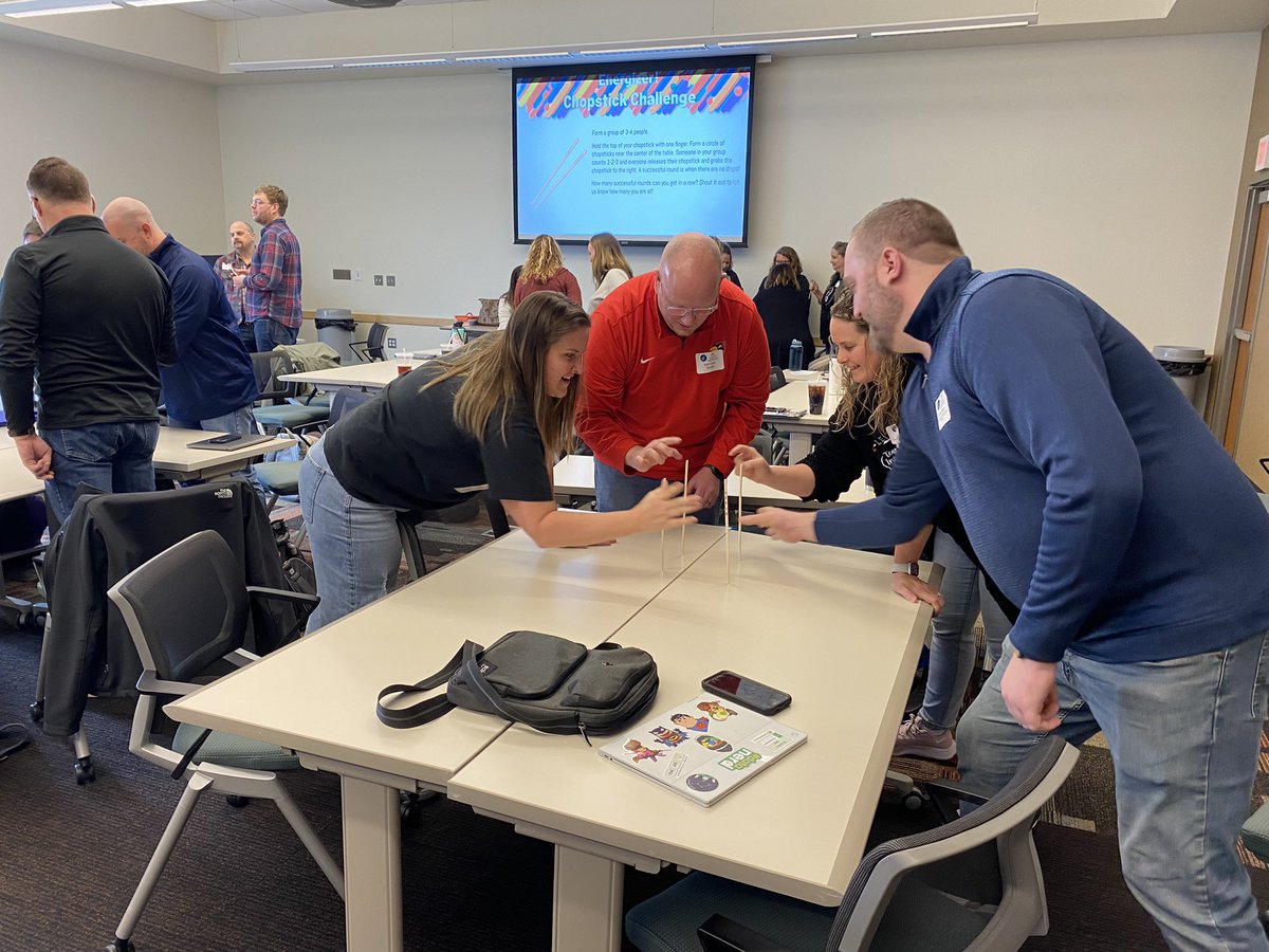 CTroutmanTech's tweet image. We had over 30 Ed tech coaches come together for a day of connecting, collaborating, and commiserating at our Spring Ohio Coach Network Meet-Up. Thank you to @cscc_edu Delaware Campus for hosting us!
