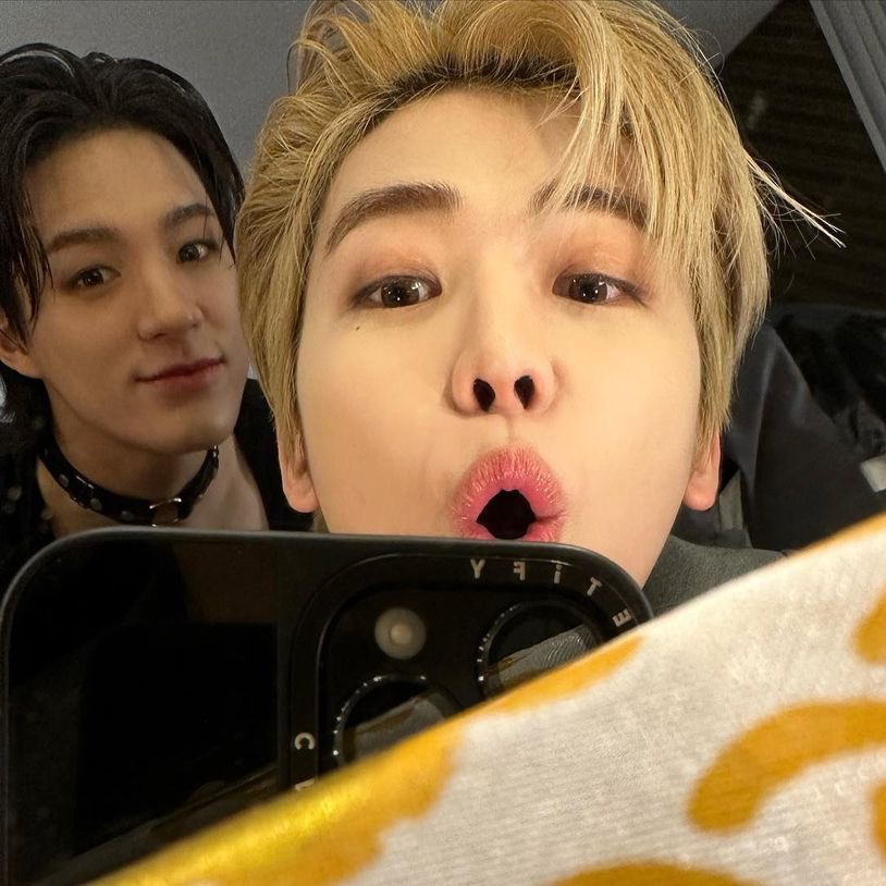 jaematchas's tweet photo. WHAT'S WITH INDONESIAN AIR https://t.co/XJBL823K0H