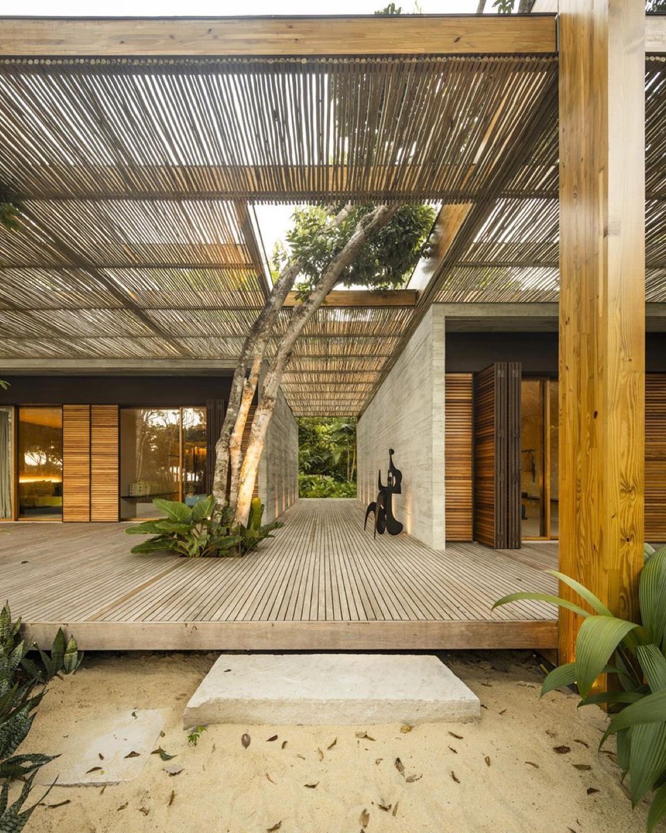 Architecture Hunter tweet media