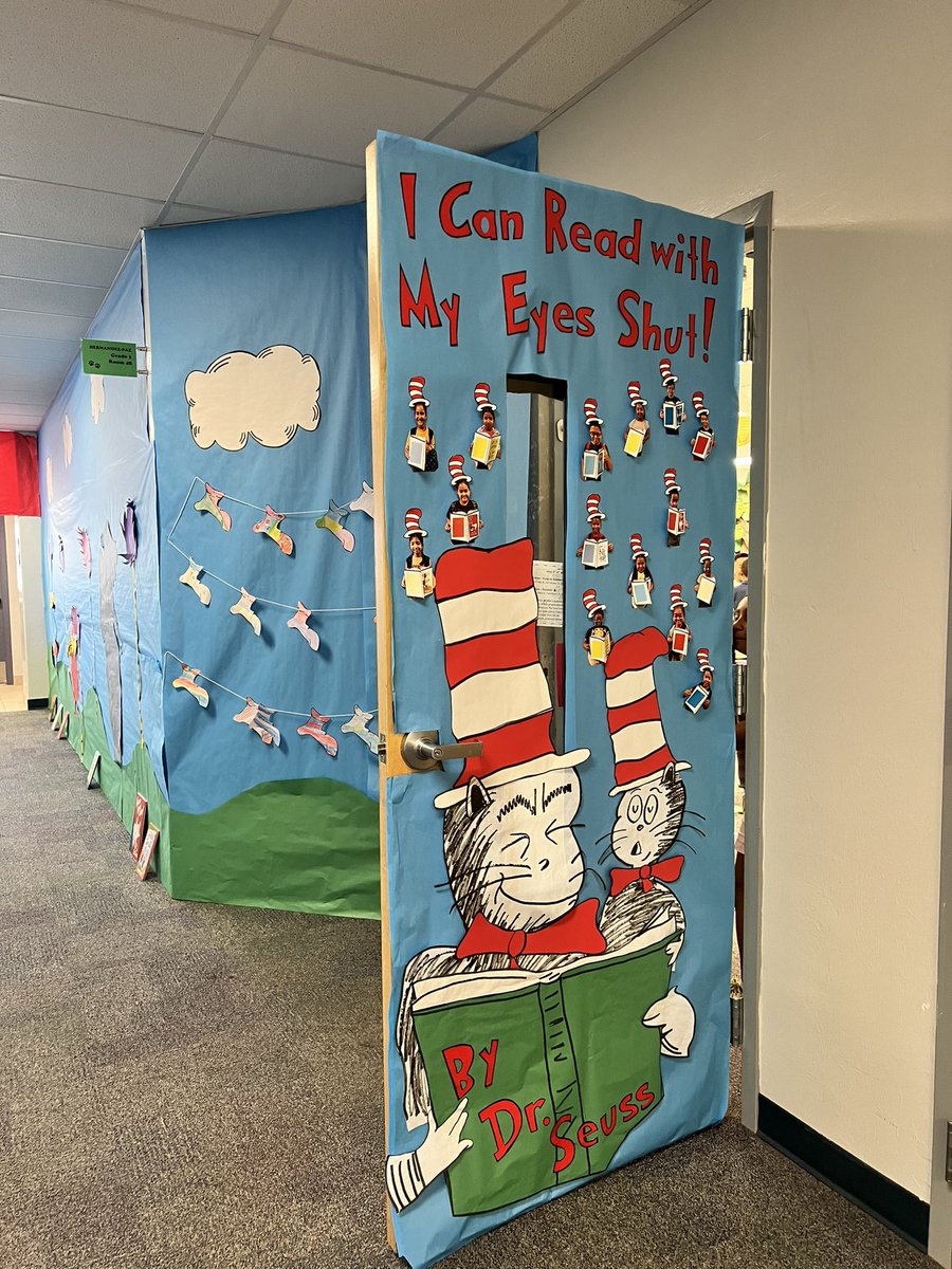 Showing the magic of reading has and will always be my favorite part of teaching! 💞#ReadAcrossAmericaDay #ReadAcrossAmerica2023