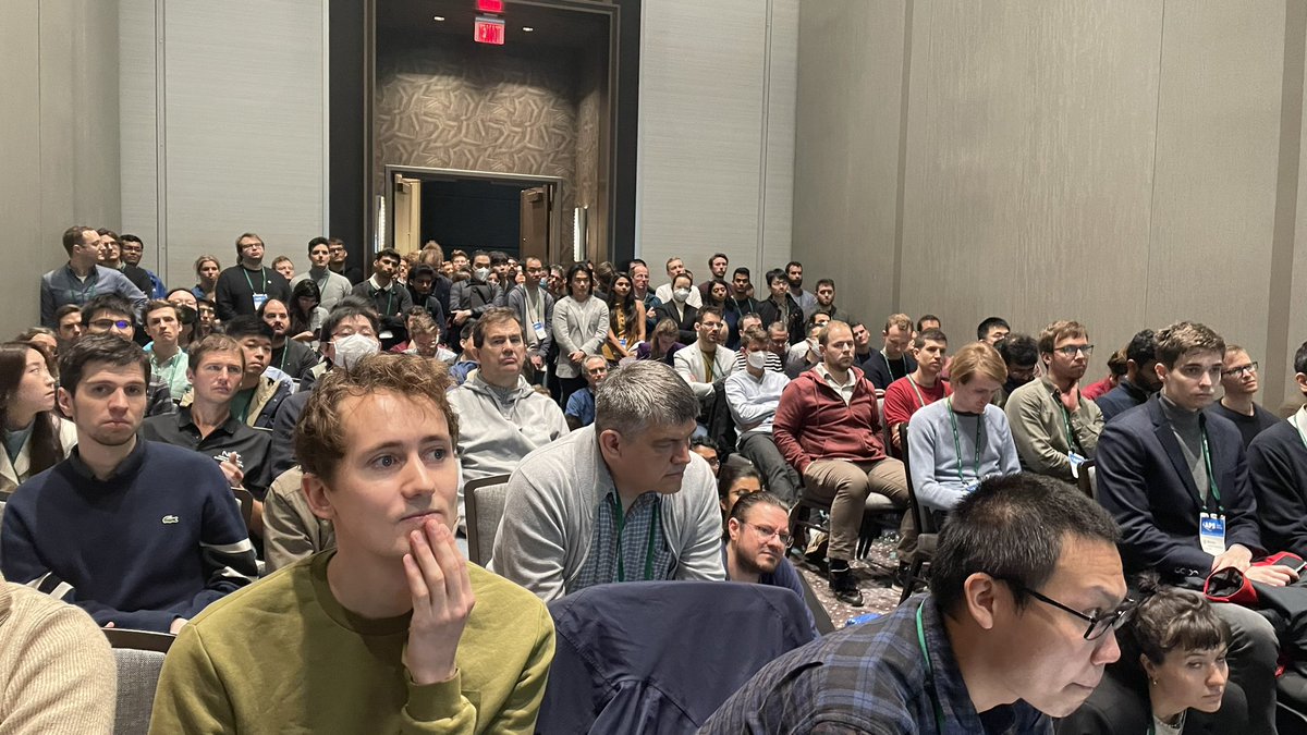 So thrilled to chair the first Bosonic QEC session! Amazing progress on using the large Hilbert space of cavities to efficiently encode &amp; process quantum info. Great turnout &amp; a clear signal that we also need to expand the physical space for our growing field at #APSMarchMeeting!