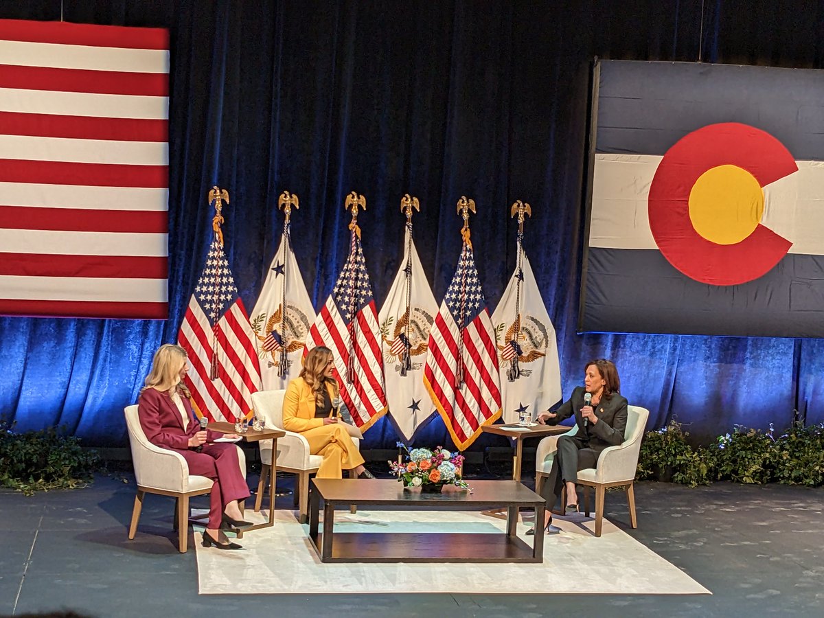 Great to be with my colleagues to hear @VP Kamala Harris & my own @RepPettersen in Arvada today talking about big investments for our environment & public health including #GettheLeadOut of our drinking water and #ElectricSchoolBus to help clean up the air in our communities.