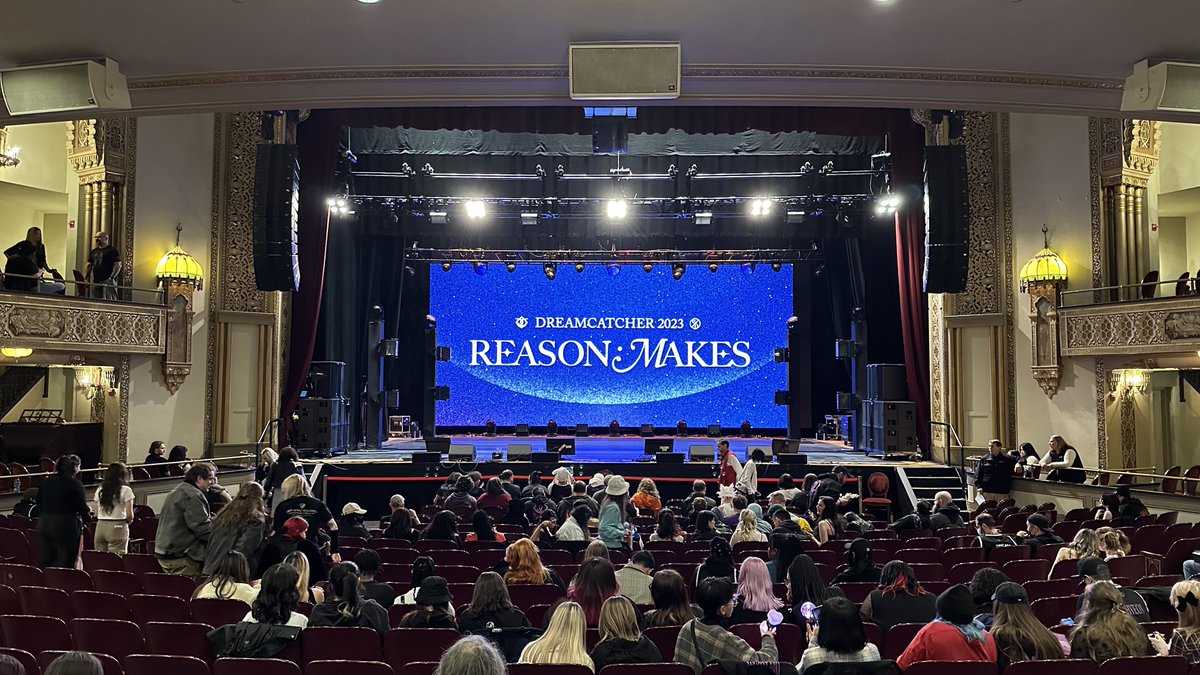 toadcola's tweet photo. Let’s blow the roof off, Reading #InSomnia

and Happy #DAMI Day! 🎂

#DREAMCATCHER🔮#드림캐쳐🔮 #다미 
#DreamcatcherinReading #DreamcatcherinPA
#DreamcatcherReasonMakes #SantanderPAC 
thanks @Santander_Arena #liveinRDG https://t.co/twEletzppQ