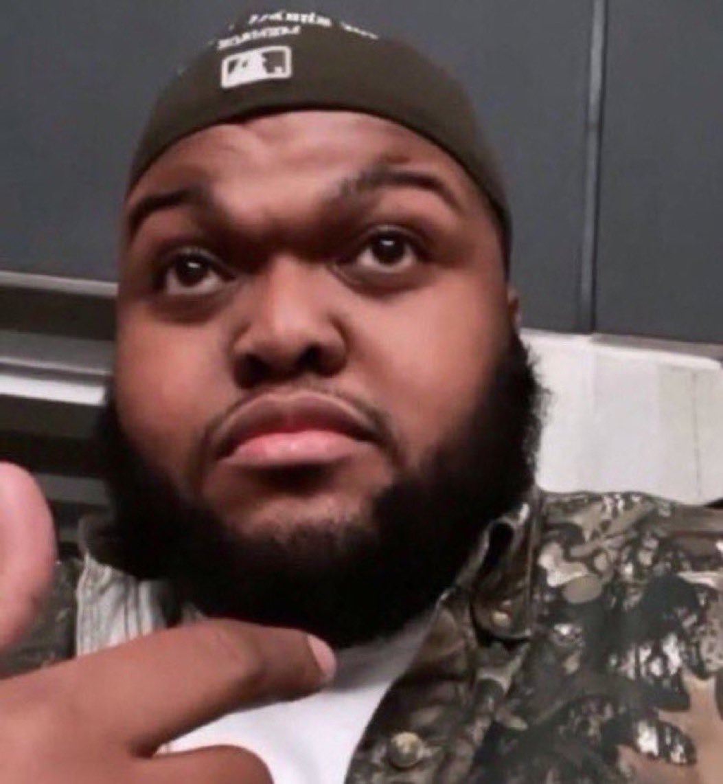 AD FANATIC tweet media