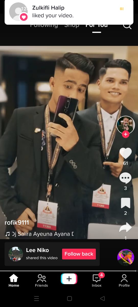 Kuasaaliens's tweet photo. Rohingya pelarian lari dari medan perang negara sendiri, dah masuk Malaysia nak jadi abang long konon @PDRMsia siasat pelarian  ni hantar balik je bagus menyusahkan Rakyat @anwaribrahim @saifnasution

#UNCHROUT https://t.co/cZJ20YDRo3