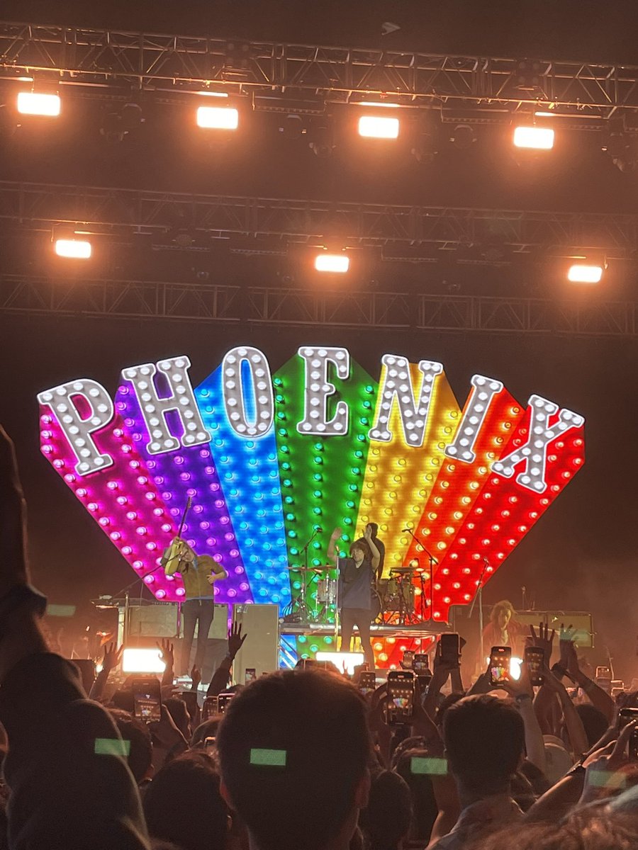 triciafigs's tweet photo. Wanderland 2023 🌈🦄🚀 https://t.co/iXFLdVETOa
