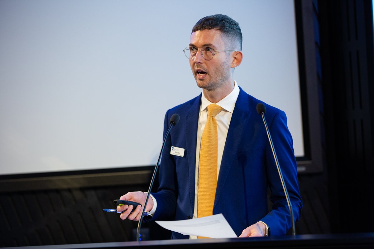 AcademyVIC's tweet photo. 🔍 Reflecting on the Numeracy Leader Summit, we were blown away by the energy and enthusiasm. The event was a great opportunity to learn from experts, share ideas, and connect colleagues across Victoria. 🚀👨‍🏫👩‍🏫 #AcademyNumeracySummit https://t.co/Gxwjkwj14l