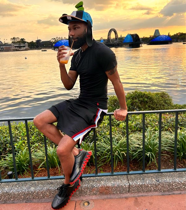 Chillin, hbu https://t.co/MRaUJN4Ffl
