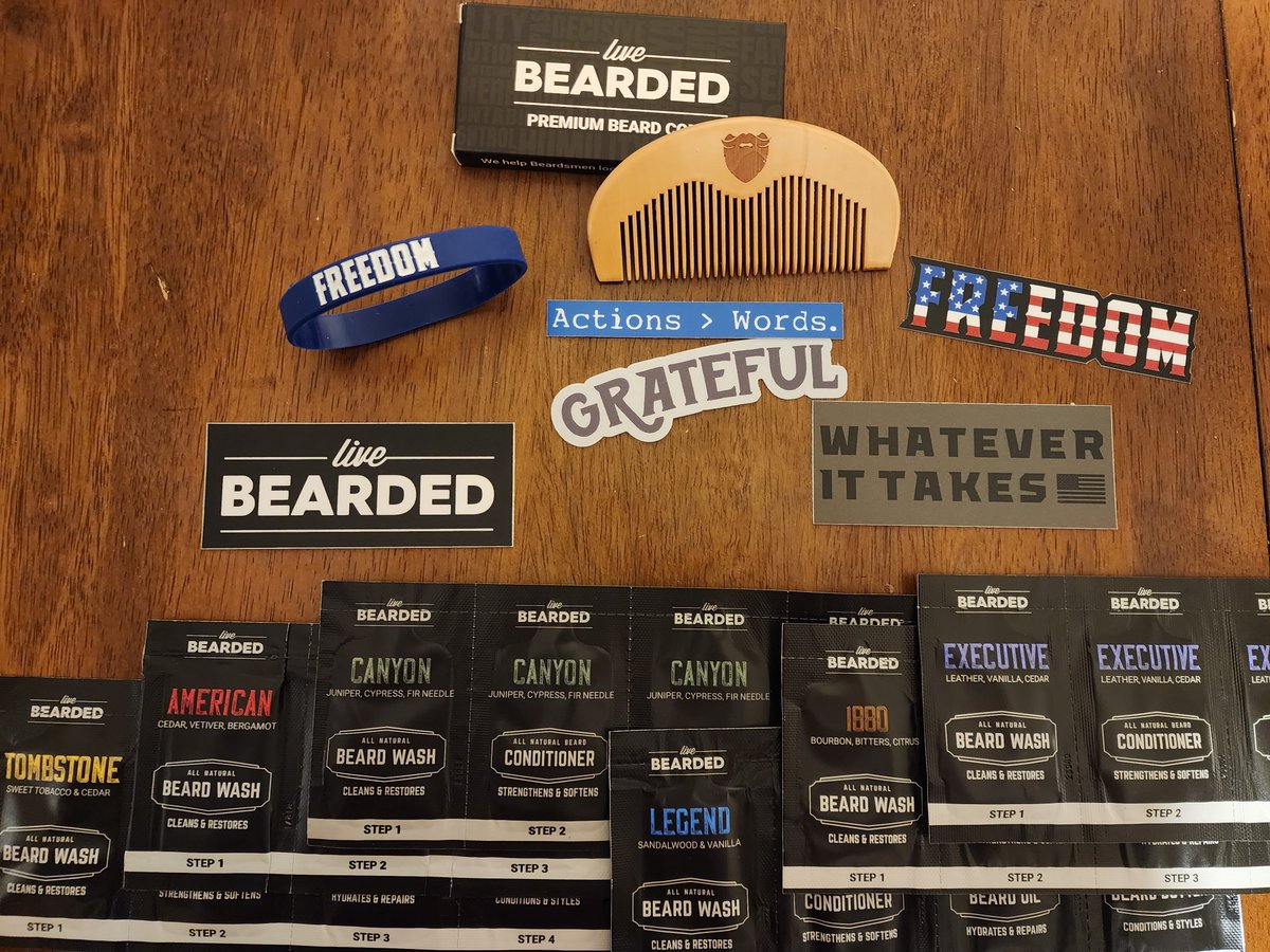 MrJasonRussell's tweet photo. Let the Sampler Pack battle commence! #TheBeardStruggle vs @livebearded 
One is already losing without a twitter 🤷‍♂️  Some solid offerings on both front. One is winning on the extras front the other on the smells. I'll check in as it goes! https://t.co/GvGjT9qa4s