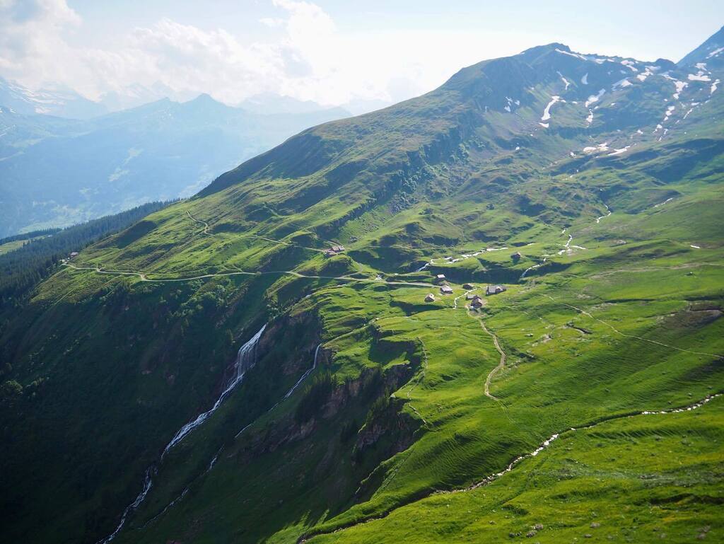 kame_Q's tweet photo. Just a few more from hundreds of photos taken in Grindelwald and the surrounding mountains.
#switzerland #grindelwald #mountains #hiking #grindelwaldfirst 
.
.
.
.
#beforecorona #europe #travel #travelgram #travelphotography #travelphoto #traveleurope #b… https://t.co/cQWpwv9c9A https://t.co/KNhmFho323
