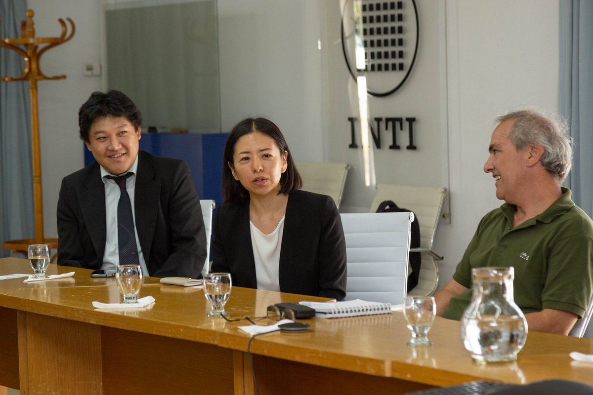 INTIargentina's tweet photo. La presidenta del INTI @sandra_mayol recibió a Hiroyuki Takeda, representante de la Agencia de Cooperación Internacional del Japón (@jica_direct) y a su comitiva, a raíz de la apertura del Seminario Kaizen TANGO “Acción y consenso para el desarrollo de #Kaizen en Latinoamérica”. https://t.co/I61u1NyFhR