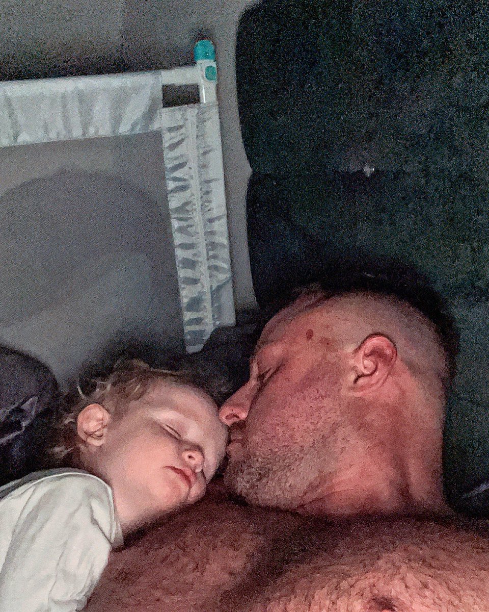 CameronHutchUGC's tweet photo. I don’t care that you kick in your sleep. ❤️
These moments are precious. 🌎
@heatherhutchinson_
#snuggles #bedtime #babyanddaddy #myboy #snug #love #family https://t.co/eFYE0hIwZl